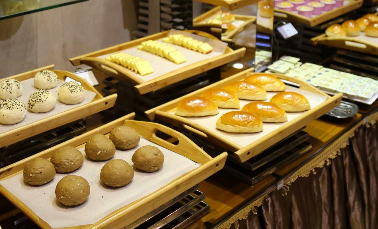 Jinjiang International Hotel Урумки Екстериор снимка